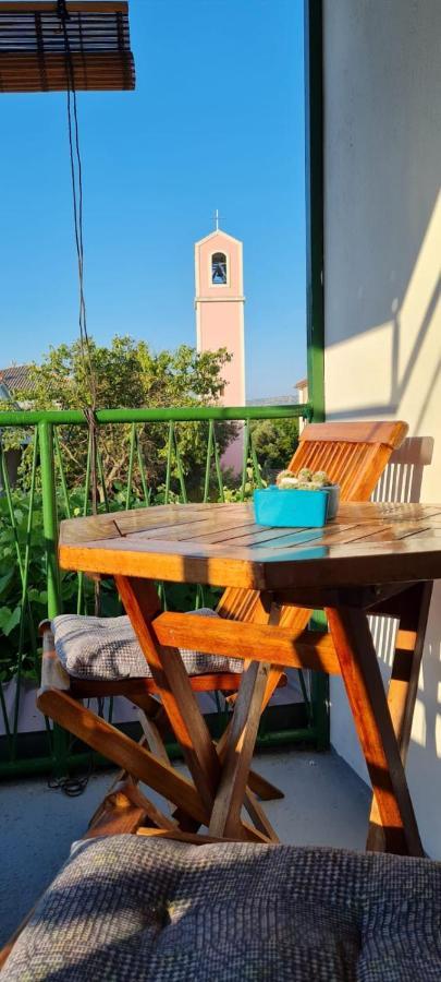 Apartmani Centar Seline Paklenica Kültér fotó