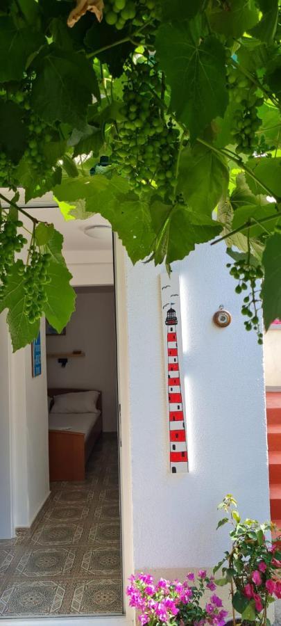 Apartmani Centar Seline Paklenica Kültér fotó